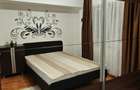 Inchiriez apartement cu 2 camere, decomandat - 1