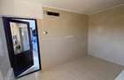 Vand schimb cu apartament -Casa 5 dormitoare-structura fier beton
