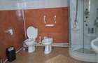 Casă cu Teren 500 Mp în Central - 3