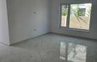 Vand 1 2 duplex in Mosnita Veche