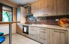 Vila P+1 cu 4 camere, gradina si loc de parcare - Otopeni (Ferme) - 8