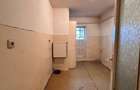 De vanzare apartament cu 3 camere,2 bai ?i balcon, in Pietonal 52.000e - 4