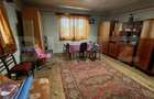 Casa cu 2 camere, 250 mp, zona sud-est - 2