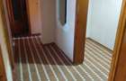 Calea Calarasilor,apartament 2 camere, etajul 1, decomandat, curat,liber