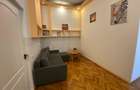 Apartament la casa 3 camere semidecomandat, zona centrala - 1