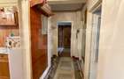 Apartament cu 3 camere decomandat,64 mp, etaj intermediar.zona BIG/Independentei