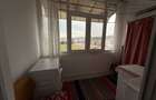 Apartament 3 camere Husi - etaj 3, centrala, balcon inchis - direct proprietar - 3