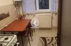 Apartament 2 camere de inchiriat, semidecomandat, etaj intermediar - P - 3