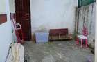 De vanzare - apartament cu 3 camere ?i curte