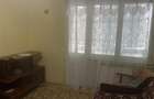 Apartament 3 camere , zona Sud , et 3 4 , decomandat ,52 mp - 3