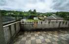 Vila cu etaj si mansarda, teren 7.200 mp, 1.550 mp intrav... - Balteni (Iasi)