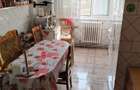 Se vinde ap. 3 camere - 5