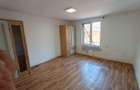 Casa / 2 camere / str. Plopilor