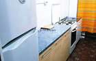Apartament 1 camera Gara pont - o singura persoana 300 euro de preferat fata - 2 persoane 350 euro - 6