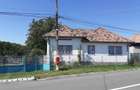 Casa cu teren ?i anexe - 7