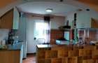 Casa cu 3 apartamente în Dumbravita aproape de pădure