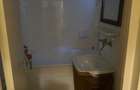 Vand apartament 3 camere