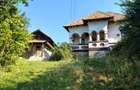 Casă tradițională musceleană cu teren 1100 mp – Stroești, com. Mușătești, Argeș  - 9