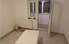 Decomandat cu 2 balcoane la etajul 3 in bloc anvelopat