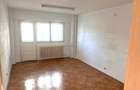 Mosilor,Stefan cel Mare,langa metrou Obor - 3
