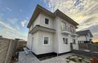 Duplex de vanzare la Bucovat parter + etaj ,pod, 2 dormitoare ,living , 2 bai ,bucatarie suprafata utila 100 mp teren 250 mp 0745758440