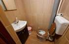 Casa de inchiriat pentru birou/cabinet/salon, curte proprie- Mioritei