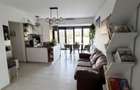 APARTAMENT 3 CAMERE , VEDERE LA LAC, Gherghitei ,Comision 0%!