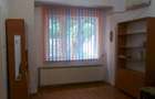 De inchiriat casu?a mica cat un apartament la 1800 lei/luna