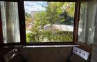 Proprietar vand apartament cu 4 camere, 90 m2 utili, situat la parter, - 11