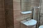 1Mai Inchiriez ap 4 cam recent renovat mobilat utilat  complet 2 balcoane - 10