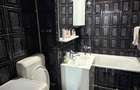Apartament de inchiriat cu 2 camere, decomandat, etajul 1, str. Victoriei, balcon inchis, 52 mp