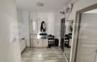 Apartament 3 camere, etaj 7/9 cu lift, 70 mp, zona Micro 6 - 8