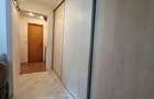 Apartament 2 camere decomandat, centrul ora?ului Brezoi, vedere la Varful ?ur?udan