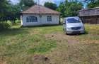 Vand casa batraneasca cu 5200 mp teren in Damileni -Botosani