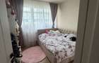 Apartament cu 3 camere decomandat în Sud