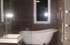 Inchiriez apartament Urbanna Podgoria malul Muresului spatios - 1
