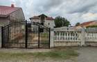 Casă cu 6 camere în Găești - 6