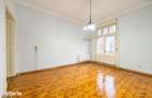 Apartament nemobilat, 3 camere, etaj 1, Bld.Revolu?iei - 3