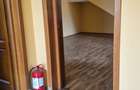 Inchiriez spatiu 3 camere - 2