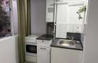 Apartament 2camere decomandat et. 2- centrala proprie Zona Lipovei