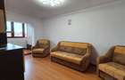 Inchiriez Apartament cu 3 camere decomandate etaj 1/4 - 8