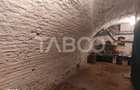 Apartament la casa 52 mp 2 camere terasa pivnita central Cisnadie - 12