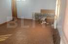 Spatiu comercial si pentru cazare, 8 camere, 119 mp, in Campulung Mold - 2