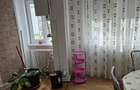 Vind ap 4 camere, modif. In3 cu o bucatarie mare, hol .7 m.2 bai, - 5