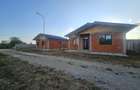 Casa cu 3 camere in Les- Oradea - 1