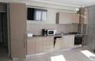 Cladire cu 7 apartamenete,parcari,zona semicentrala - 19