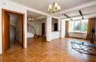 | Vila de INCHIRIAT | 12 camere | Soseaua NORDULUI | - 18
