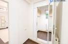 Apartament 3 camere, P-ța Romană, demisol, centrală proprie