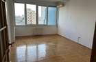 Apartament cu 3 camere în Central - 11