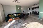 PF inchiriez penthouse , central , 2 parcari - 2